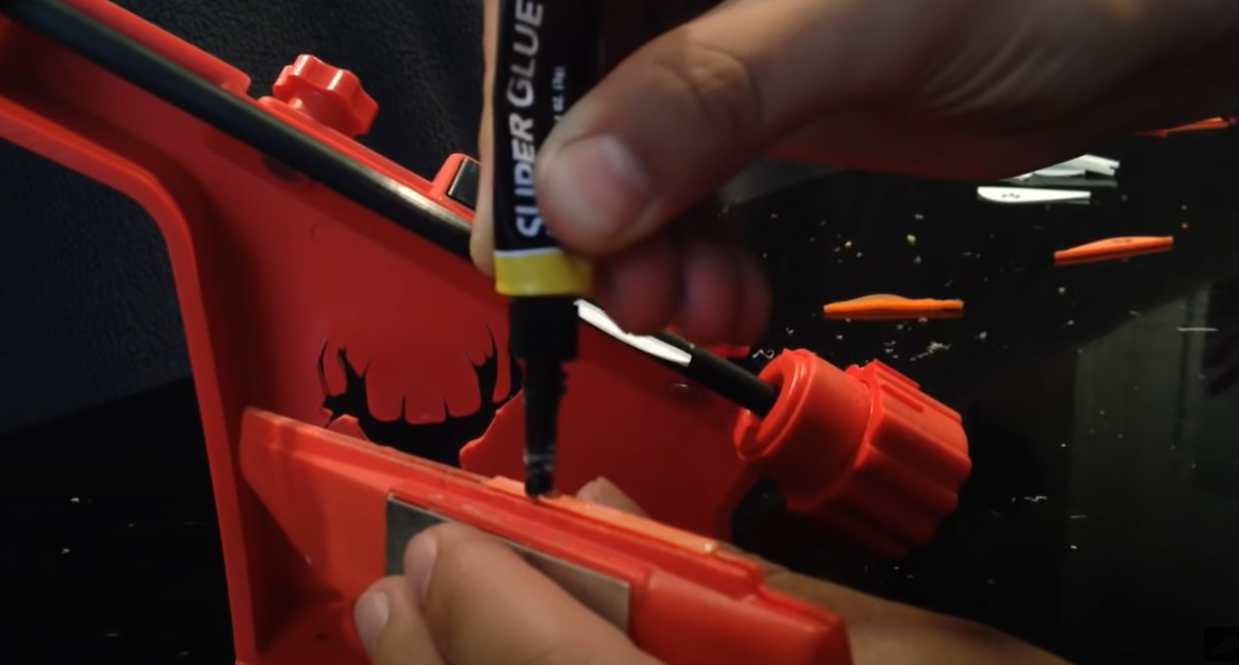 applying glue when fletching applying glue when fletching