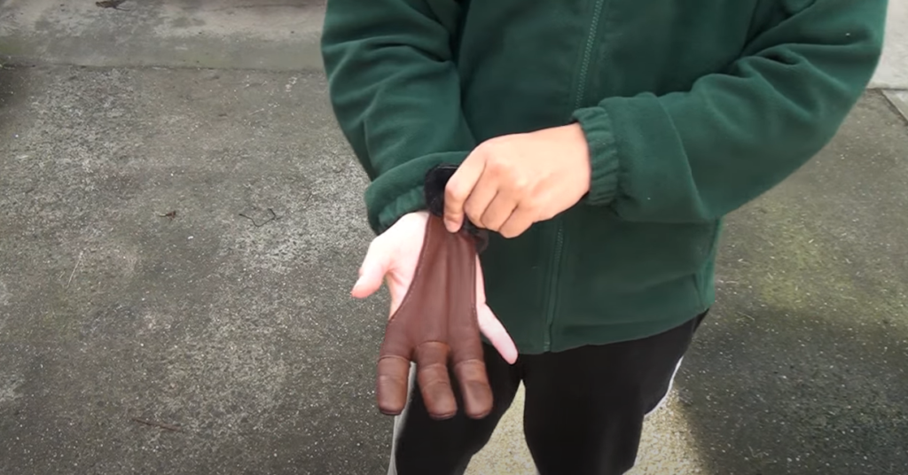best archery gloves