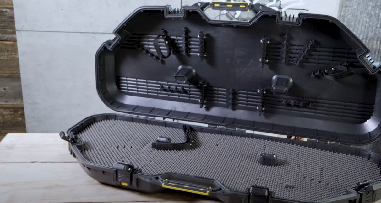 choosing a compound bow case choosing a compound bow case